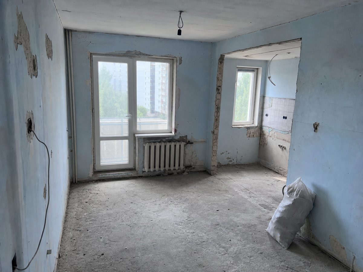 Apartament 1 cameră — Înainte