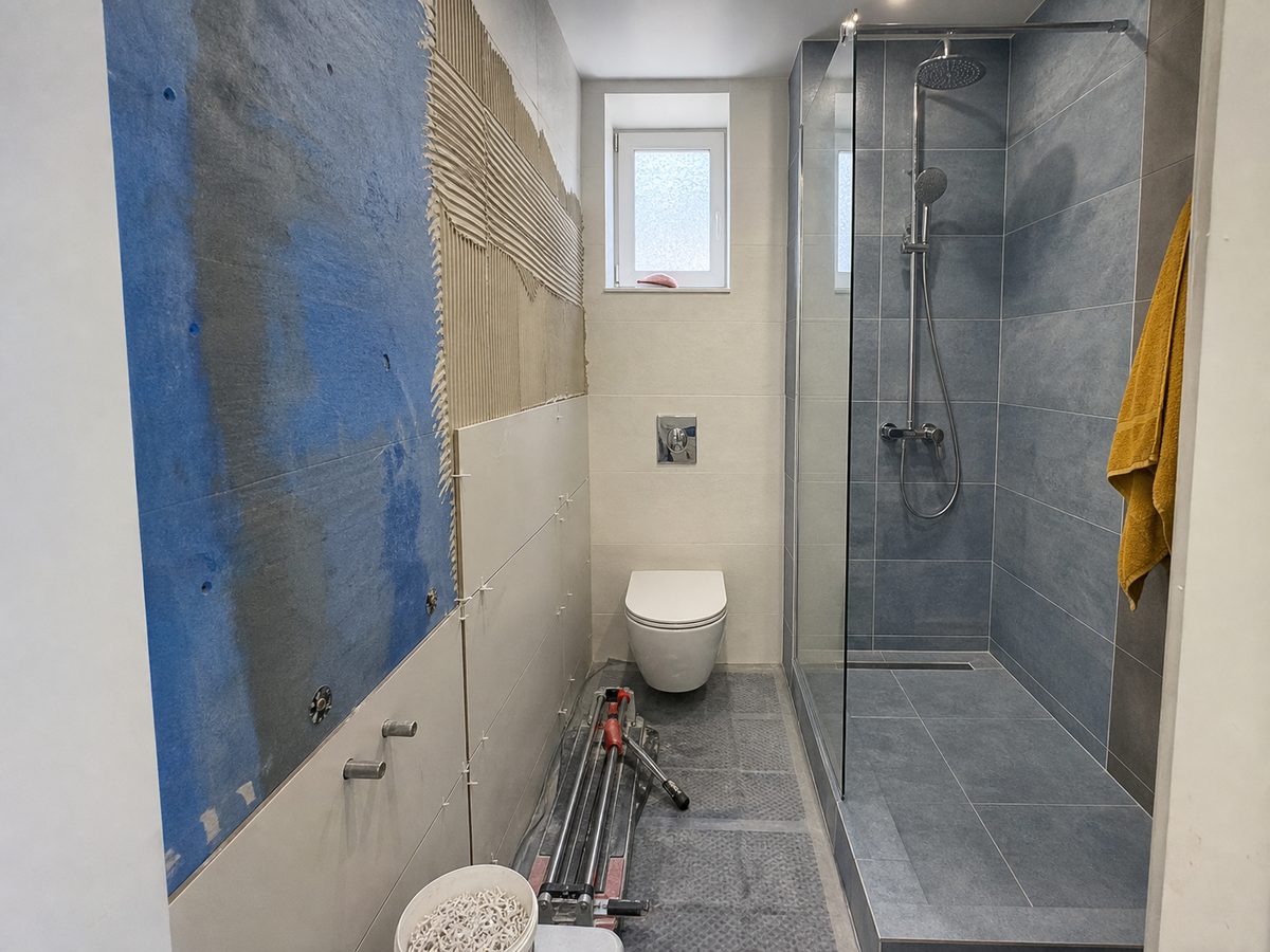 Ce include renovarea băii la cheie